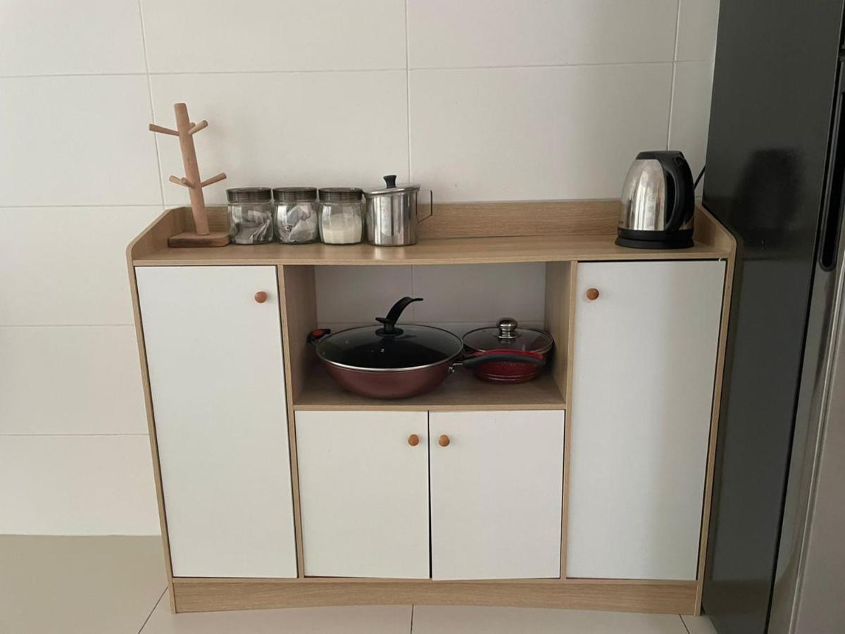 Safiyya Homestay Клуанг Экстерьер фото